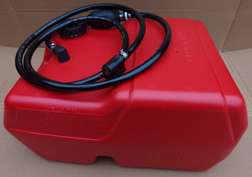 Fuel tank for - , outboard